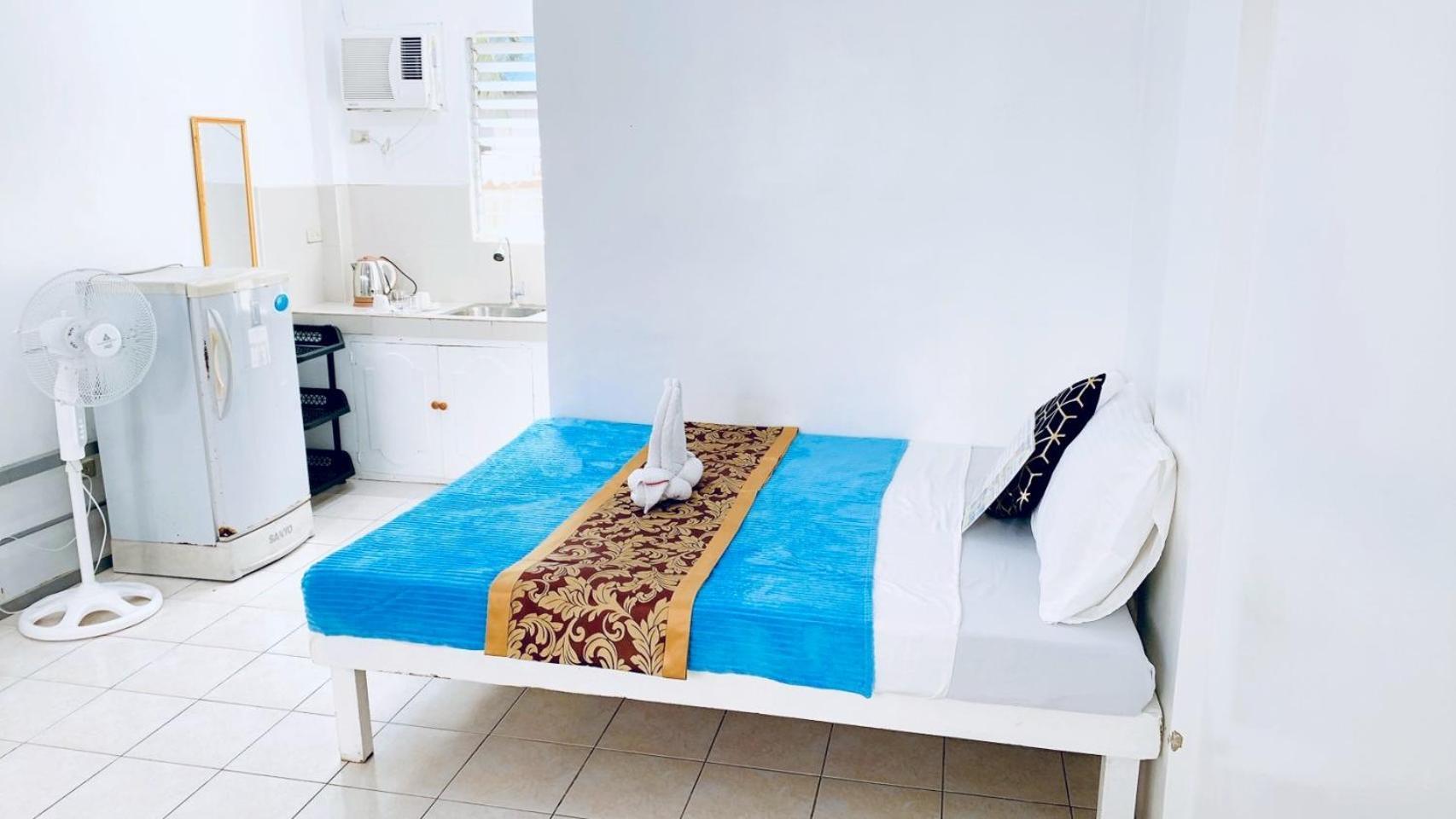 Glo'S Space Boracay Dmall By Tripzyfun Balabag  Extérieur photo